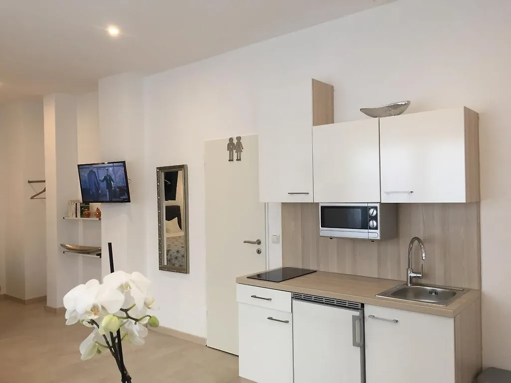 Exclusive Airport Apartment Kelsterbach 0*,